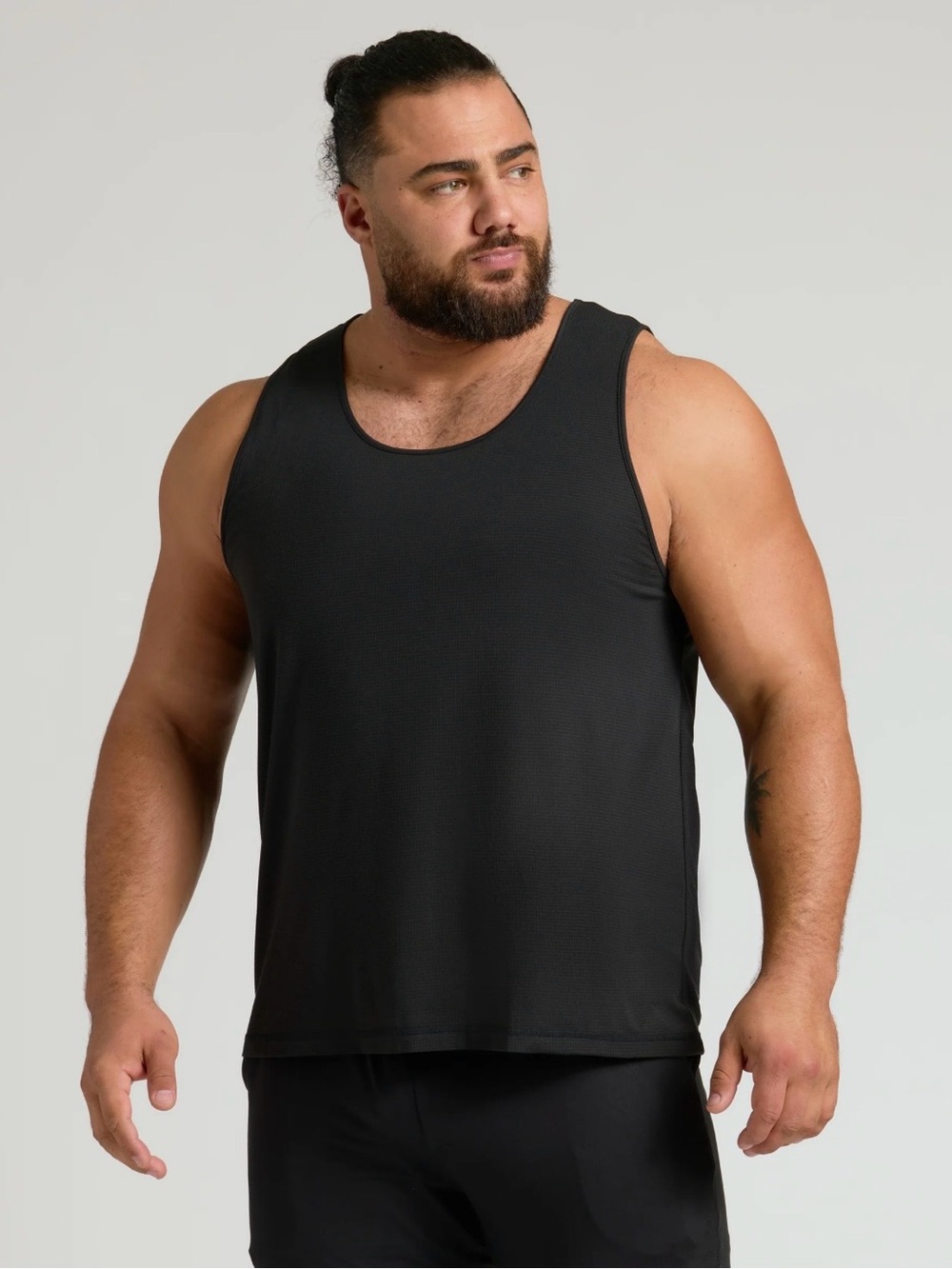True Classic Black Sleeveless Active Mesh Tank Gym Workout Athleisure Active